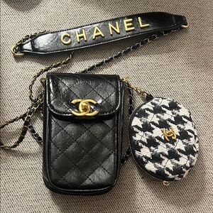 Chanel Black Quilted Crossbody Bag Set duo removable purse beauty makeup